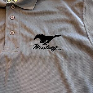 Ford Mustang Pony Embroidered Polo Shirt Sz M  Sports Muscle Car